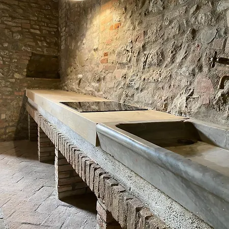In Campagna Toscana A *